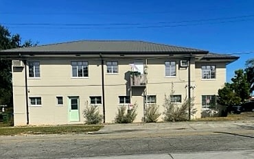 Winter Haven 2/1 apartment
